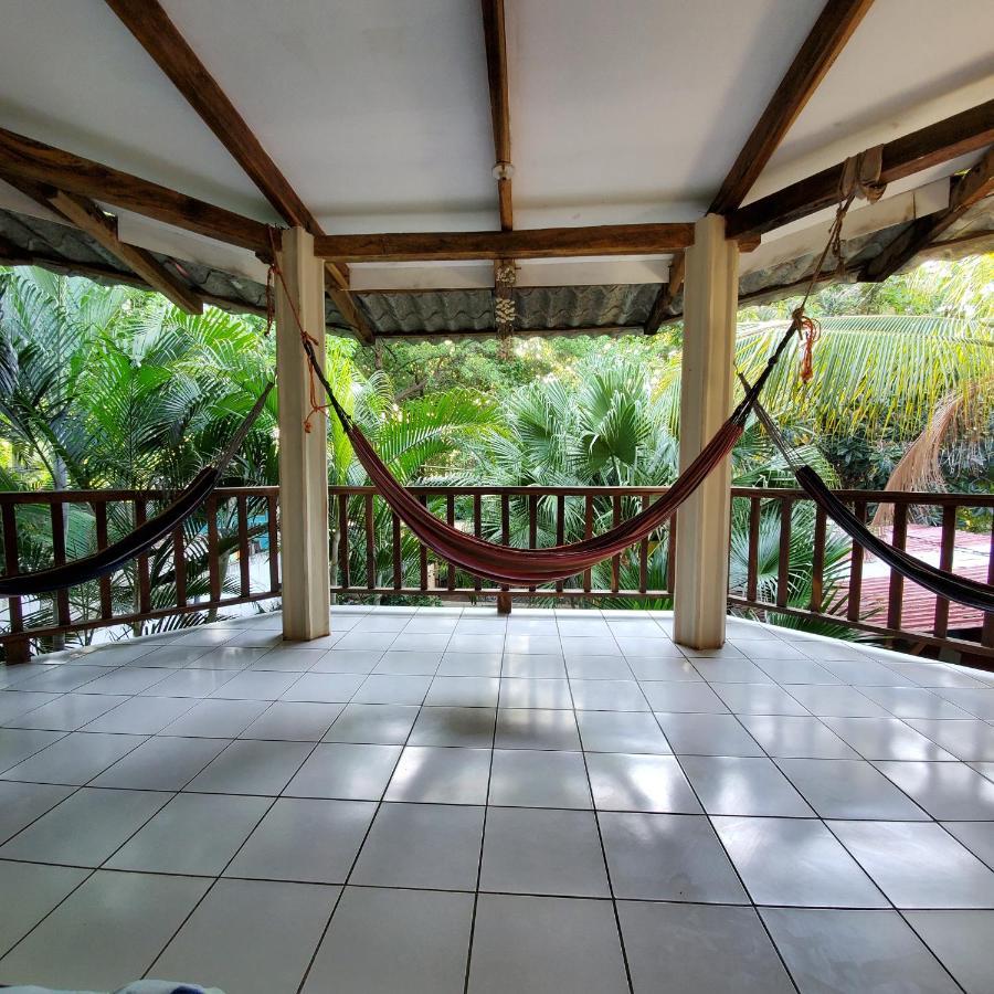 Layback Surf Hotel Tamanique Luaran gambar