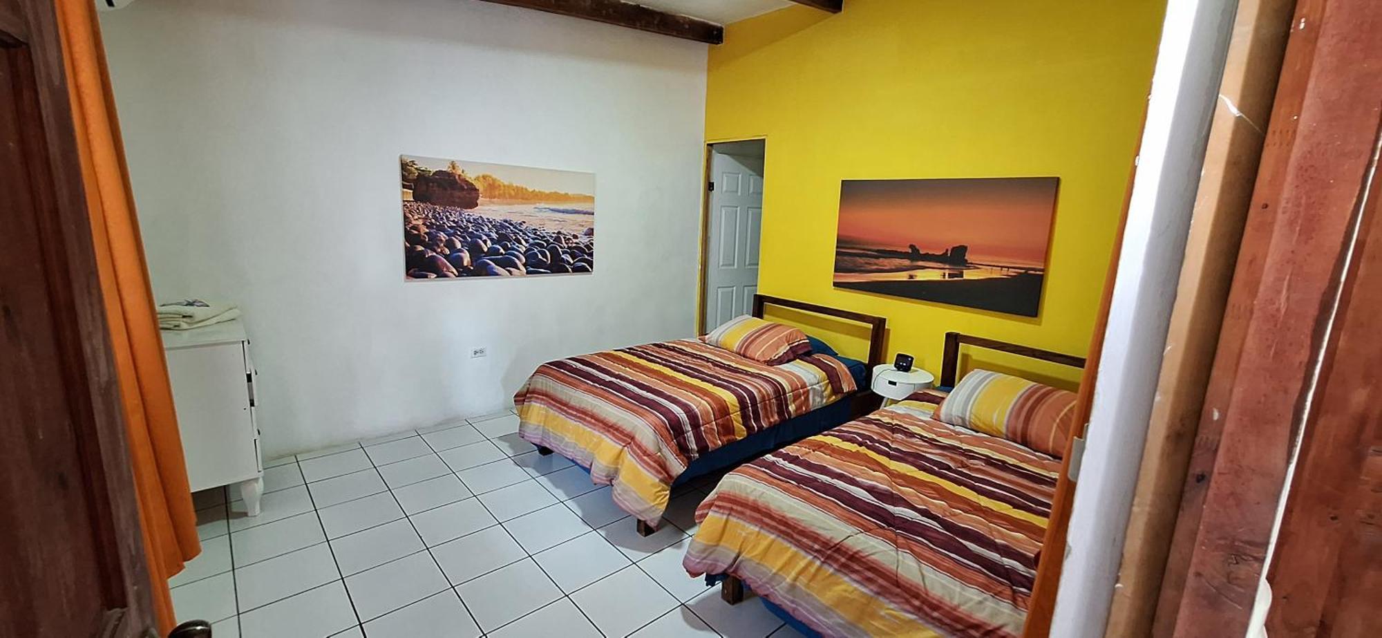 Layback Surf Hotel Tamanique Bilik gambar